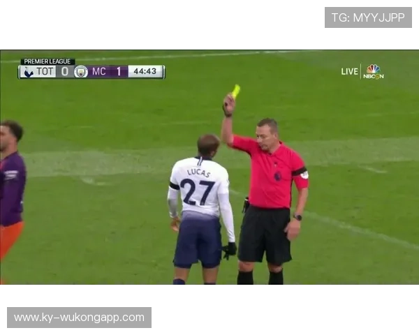 假摔判罚标准如何判定？裁判与VAR的微妙区别解析