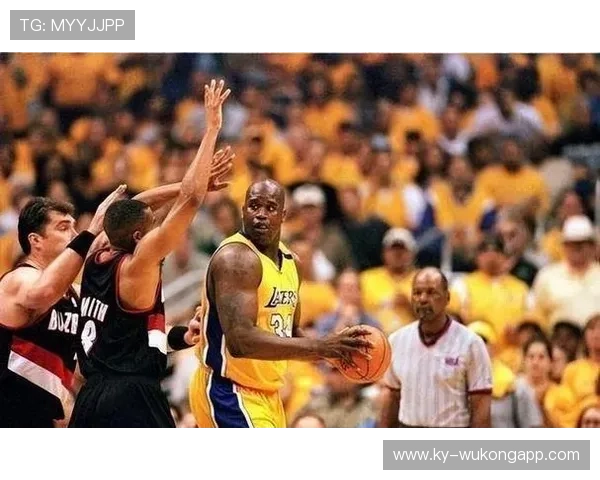 奥尼尔内线单打效率提升，压制德怀特·霍华德成季后赛关键