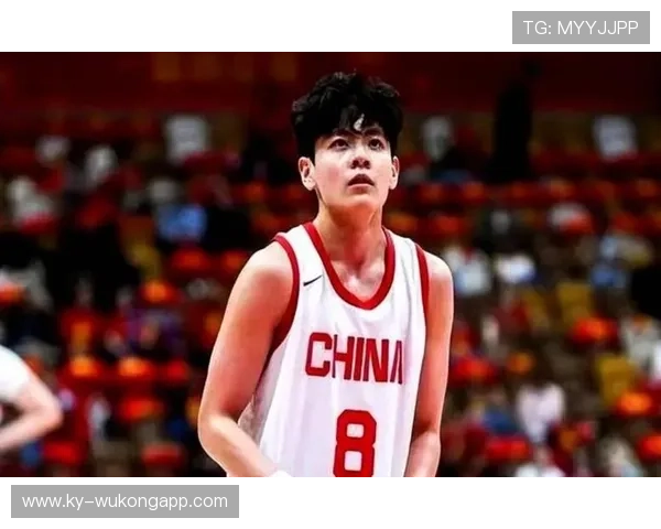 杨舒予赛场外的豪宅照片曝光，连朋友都说“像走错明星家了”