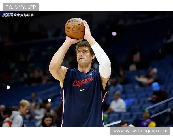 布鲁克·洛佩斯内线掩护有效提升空间创造率明显优于以往