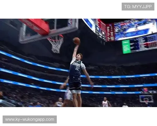 库珀·弗拉格三分效率提升显著，助力球队外线威胁拉开差距